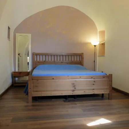 Trullo Chiari Di Bosco