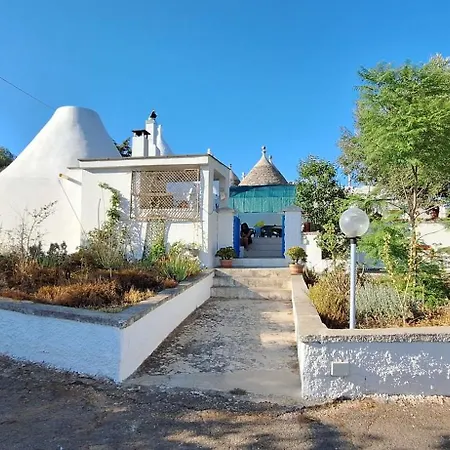 Trullo Chiari Di Bosco * Martina Franca