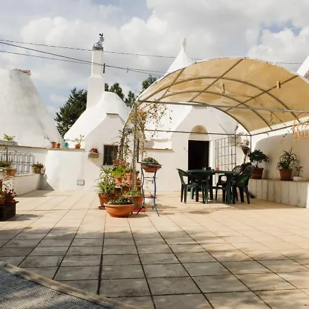 Trullo Chiari Di Bosco * Martina Franca