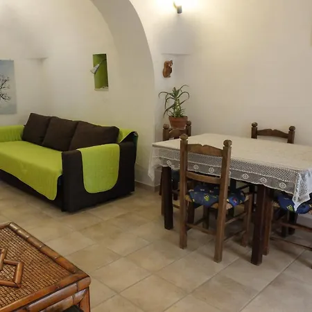 Trullo Chiari Di Bosco